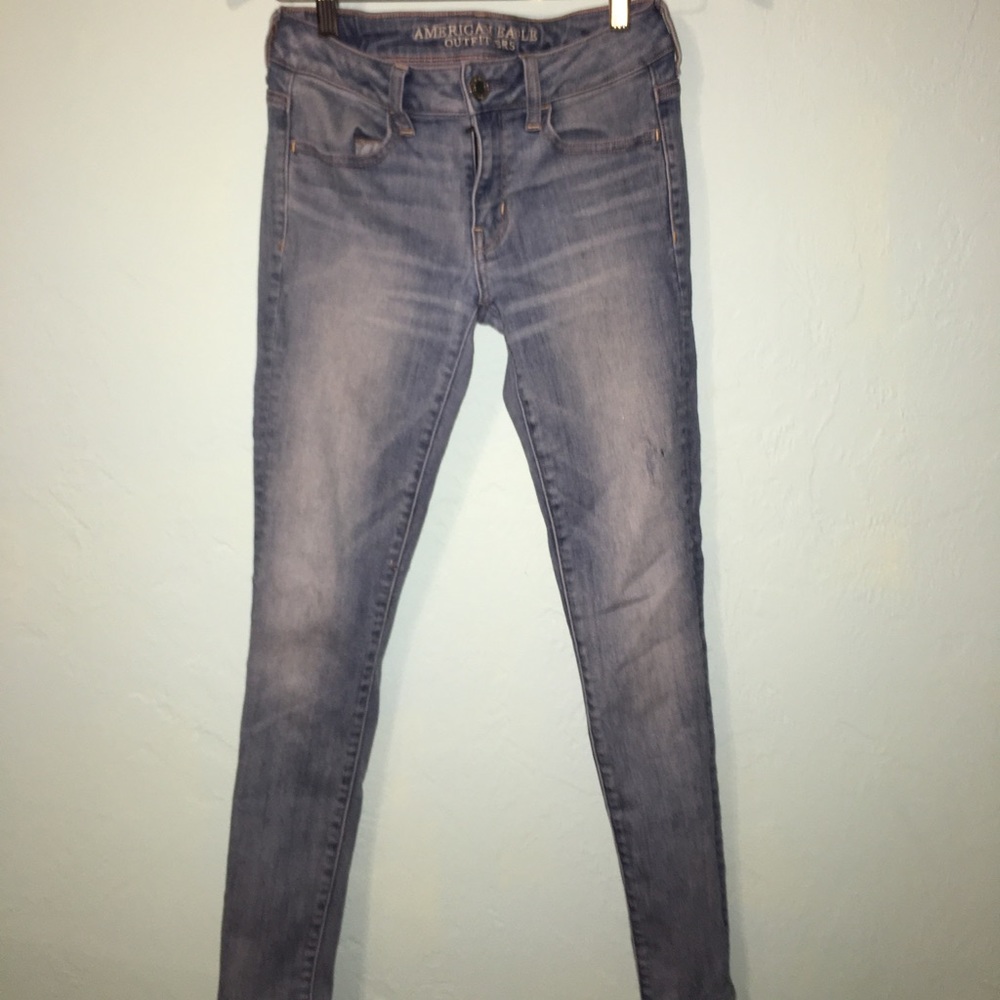 light wash jeans
